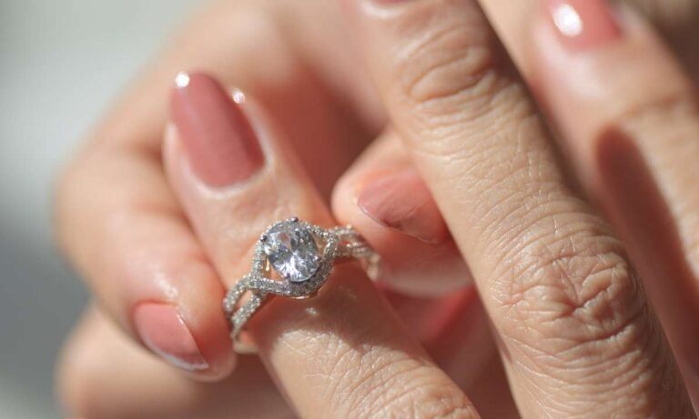 Dream About Losing Diamond From Wedding Ring (5 Shocking Insights)