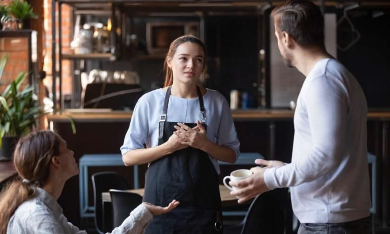 dreams about being a bad waitress