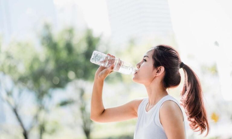 Dreaming About Drinking Water But Still Thirsty: What Do They Mean?